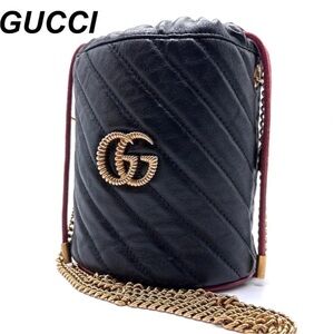 Gucci Black Quilted Bag with Gold Chain